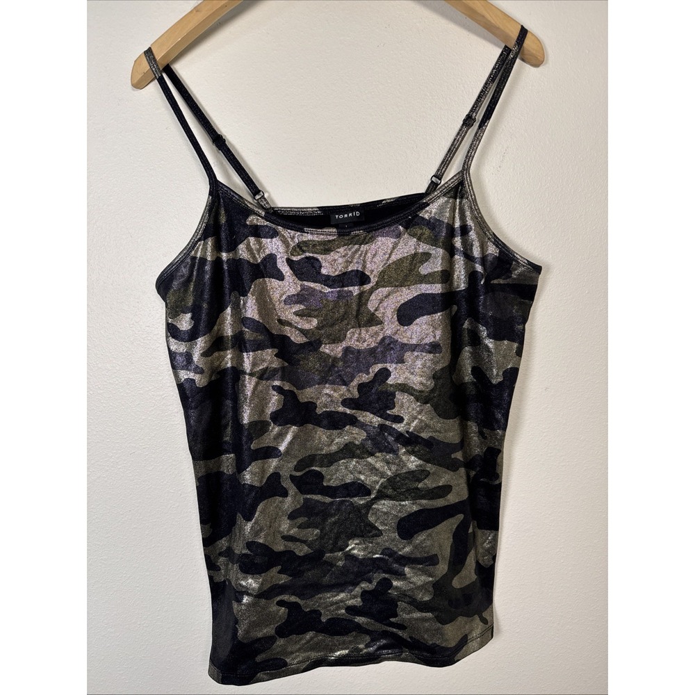 Torrid‎ Camo Shimmer Scoop Neck Foxy Cami Size 1 (XL) Adjustable Straps Comfy